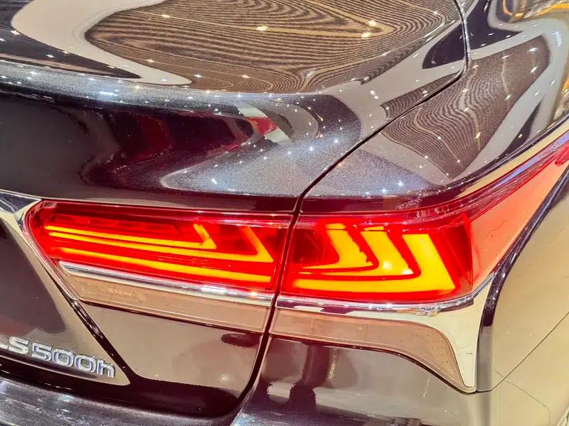 Lexus LS 2018 500h Executive Edition (China V emission standard) — миниатюра 14