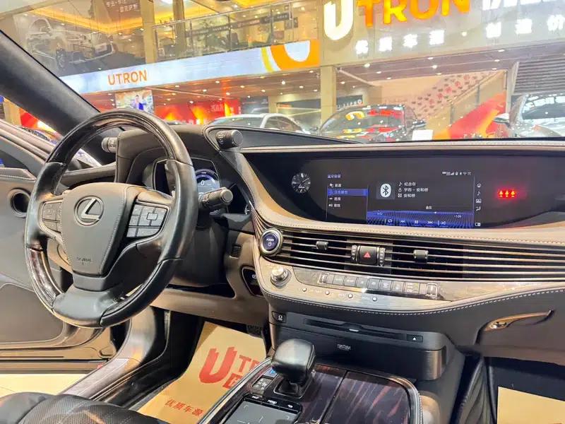 Lexus LS 2018 500h Executive Edition (China V emission standard) — миниатюра 15