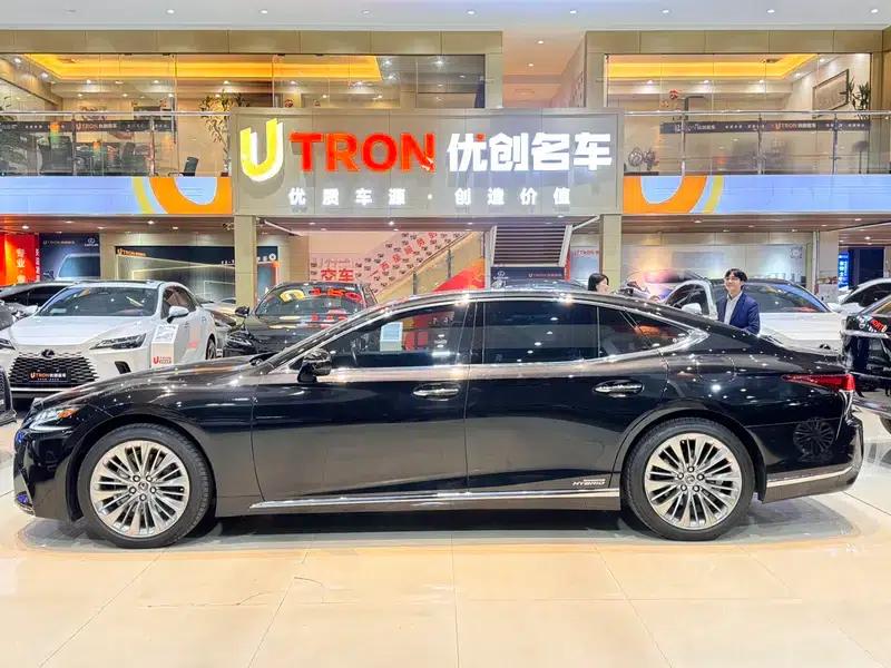 Lexus LS 2018 500h Executive Edition (China V emission standard) — миниатюра 3