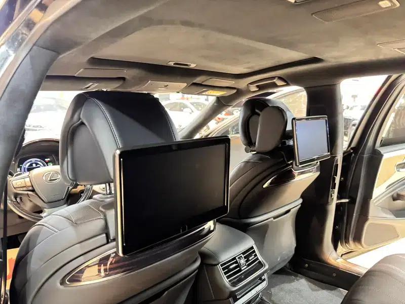 Lexus LS 2018 500h Executive Edition (China V emission standard) — миниатюра 24