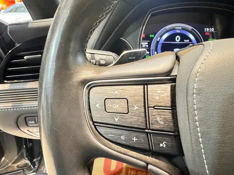 Lexus LS 2018 500h Executive Edition (China V emission standard) — миниатюра 7