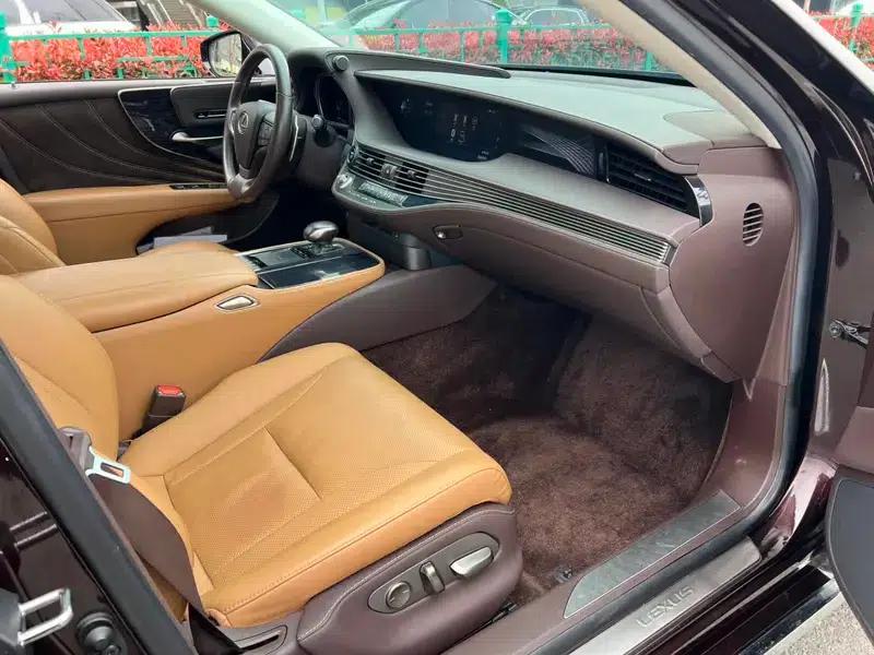 Lexus LS 2020 500h Premium Edition (China VI Emission Standard) — миниатюра 14