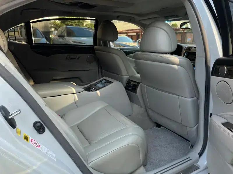 Lexus LS 2006 460L Premium Edition — миниатюра 16