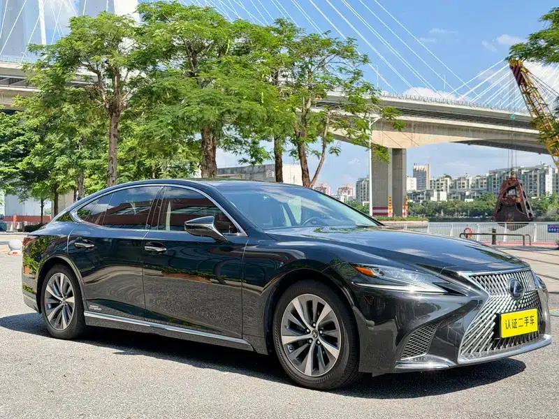 Lexus LS 2020 500h Premium Edition (China VI Emission Standard) — миниатюра 3