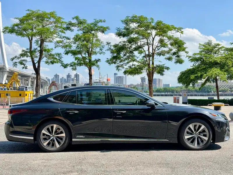 Lexus LS 2020 500h Premium Edition (China VI Emission Standard) — миниатюра 8