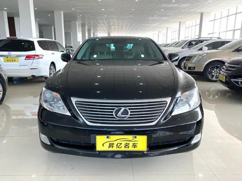 Lexus LS 2007 4.6L Automatic Luxury Extended Wheelbase — миниатюра 2