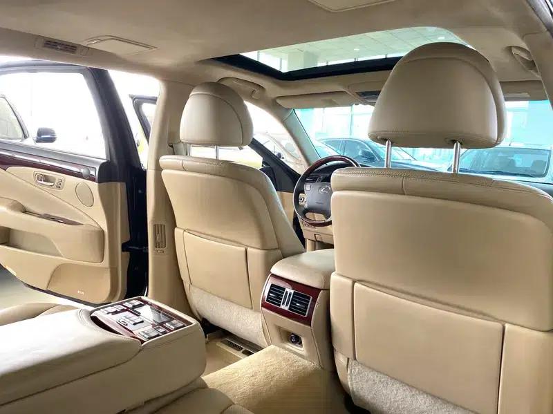 Lexus LS 2007 4.6L Automatic Luxury Extended Wheelbase — миниатюра 16