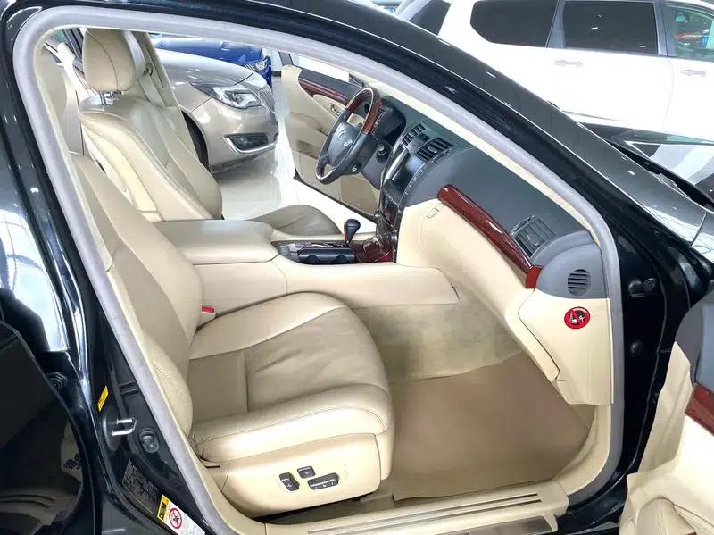 Lexus LS 2007 4.6L Automatic Luxury Extended Wheelbase — миниатюра 17
