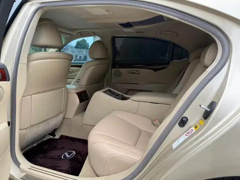 Lexus LS 2006 460L Premium Edition — миниатюра 13