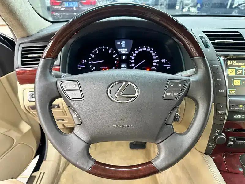 Lexus LS 2006 460L — миниатюра 16
