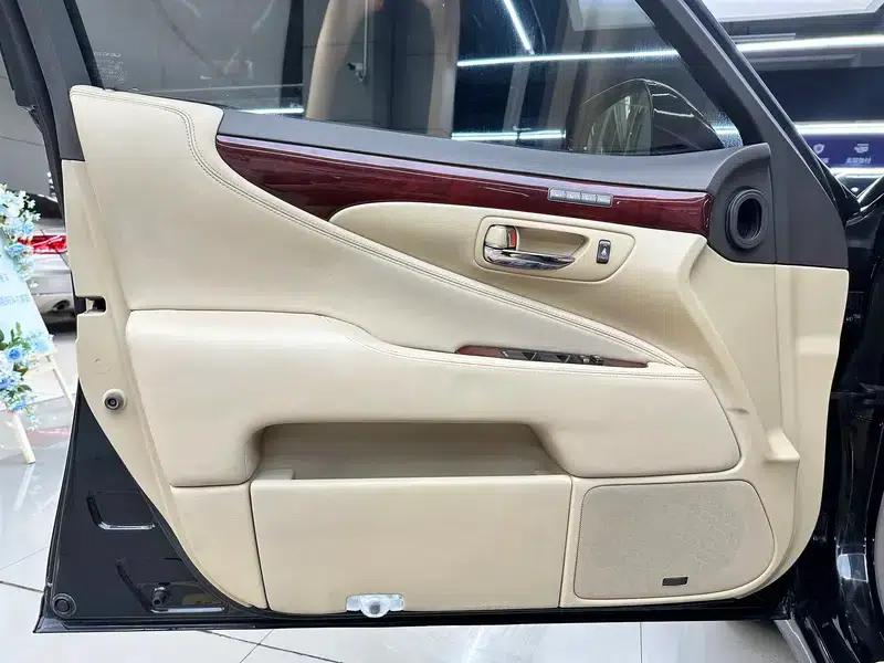 Lexus LS 2006 460L — миниатюра 10