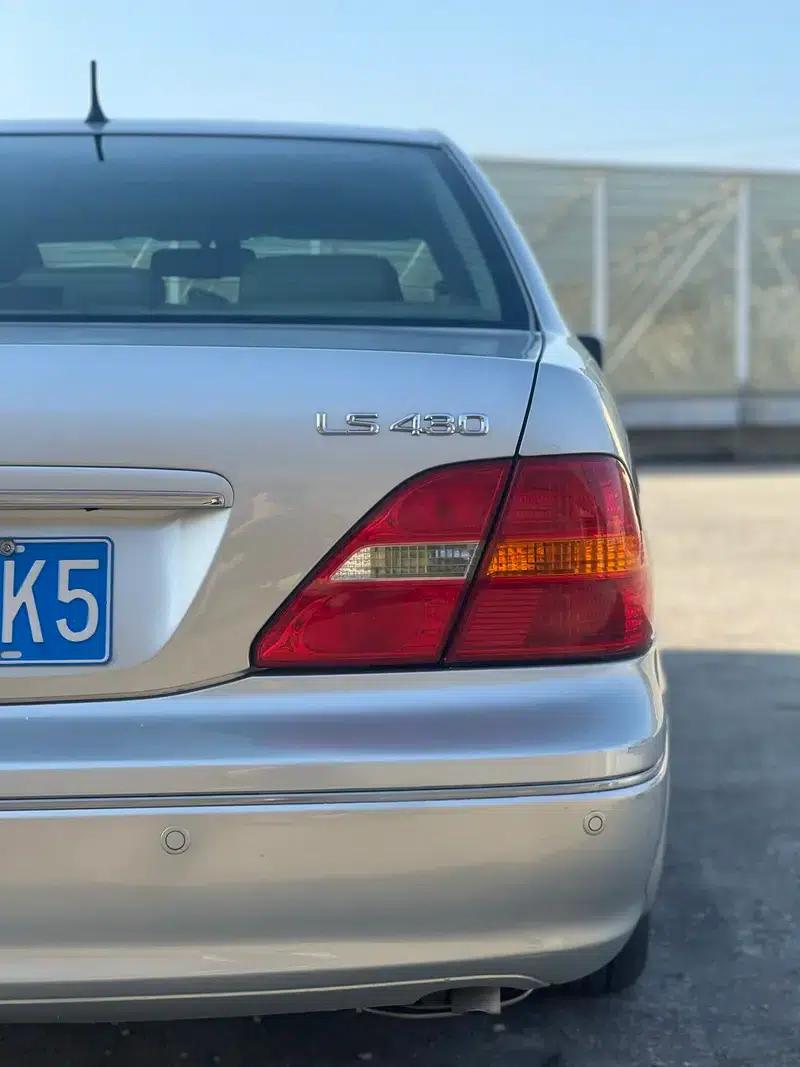 Lexus LS 2003 4.3 Automatic — миниатюра 13