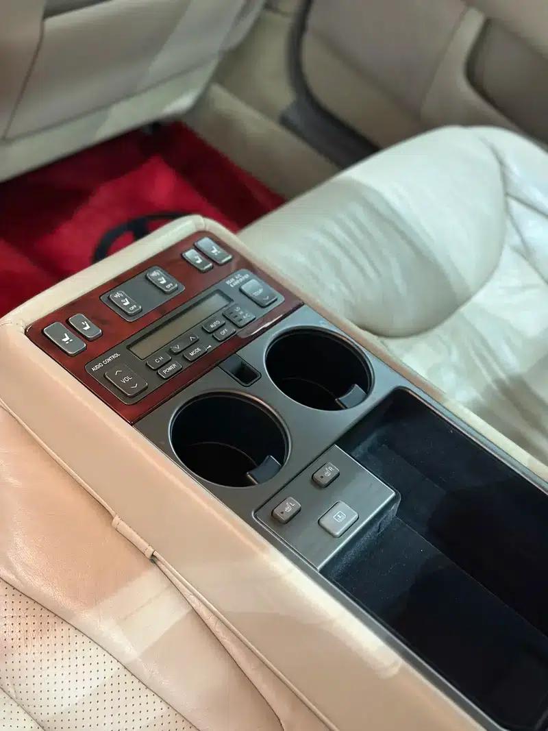 2002 Lexus LS 4.3L (Parallel Import) — миниатюра 23