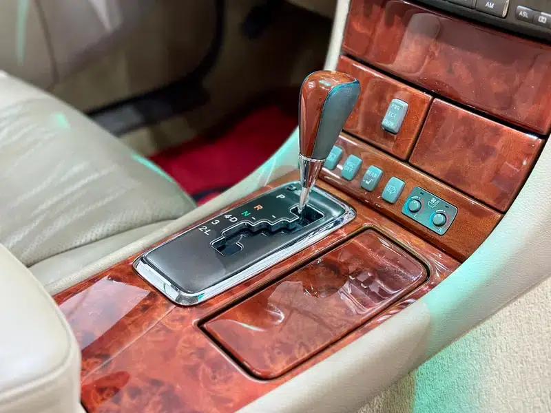 2002 Lexus LS 4.3L (Parallel Import) — миниатюра 26