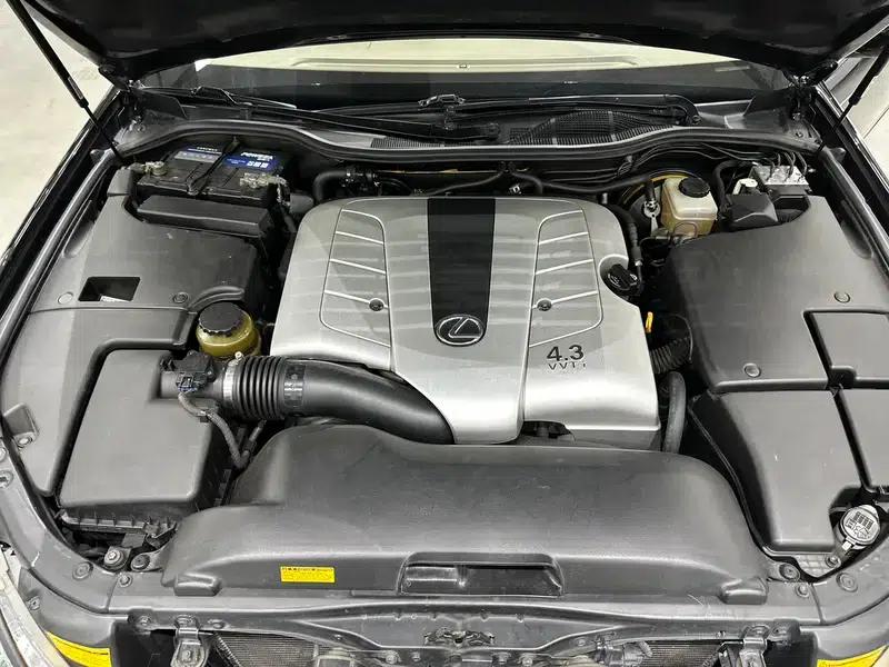 2002 Lexus LS 4.3L (Parallel Import) — миниатюра 6