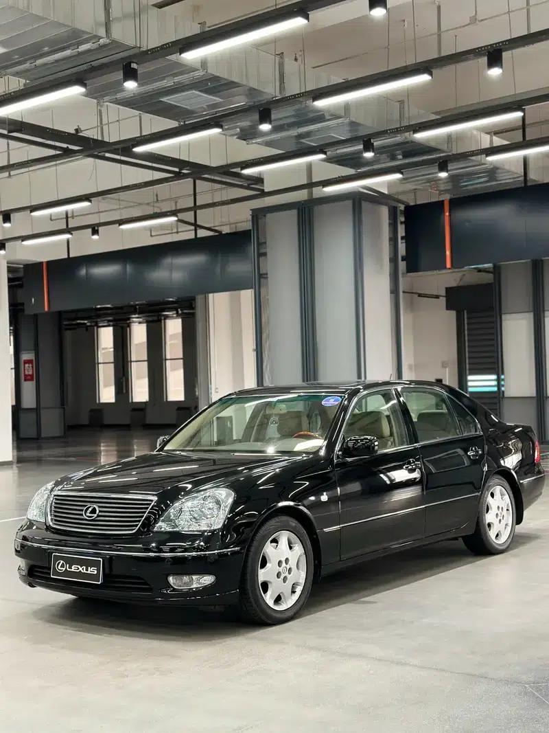 2002 Lexus LS 4.3L (Parallel Import) — миниатюра 8