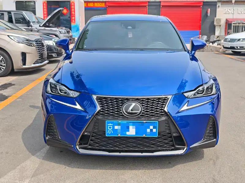 Lexus IS 2017 300 F SPORT Edition — миниатюра 2