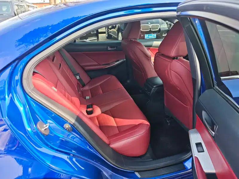 Lexus IS 2017 300 F SPORT Edition — миниатюра 12