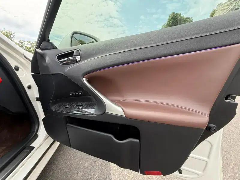 Lexus IS 2008 300 Luxury Edition — миниатюра 7