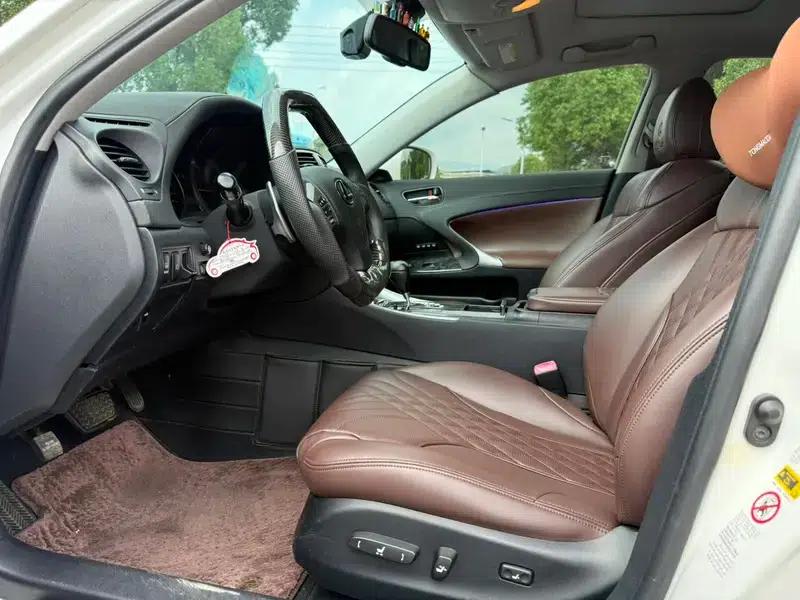 Lexus IS 2008 300 Luxury Edition — миниатюра 9