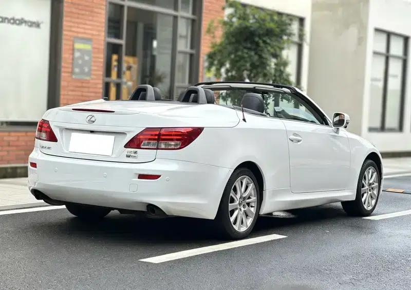 Lexus IS 2009 300C — миниатюра 15