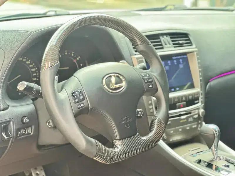 Lexus IS 2009 300C — миниатюра 17