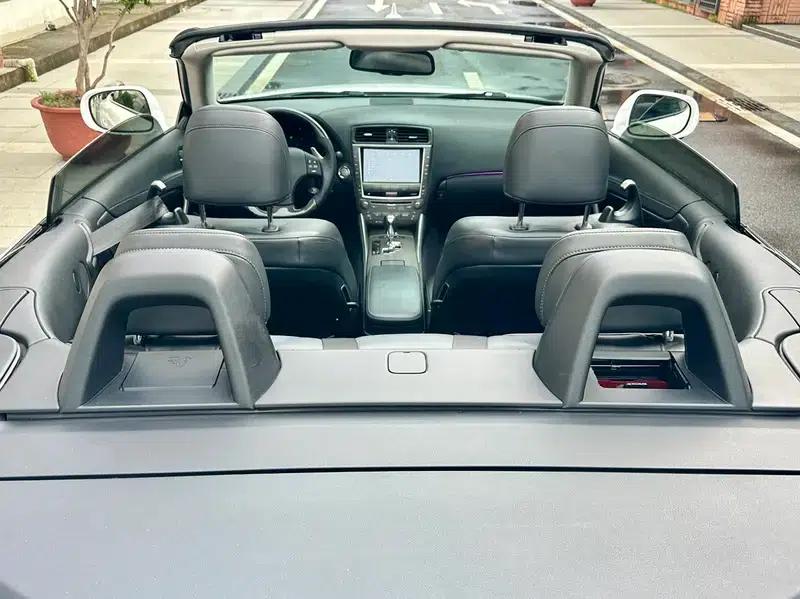 Lexus IS 2009 300C — миниатюра 21