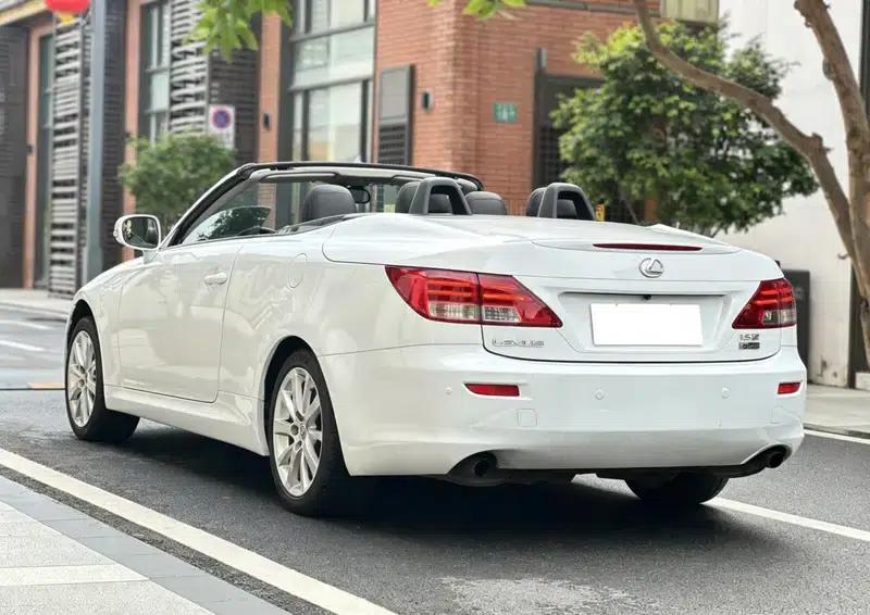 Lexus IS 2009 300C — миниатюра 4