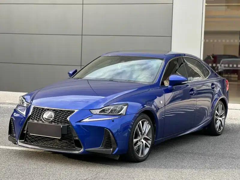 Lexus IS 2017 300 F SPORT Edition — миниатюра 1