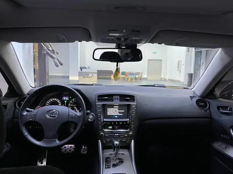 Lexus IS 2009 300 Dynamic Edition — миниатюра 6