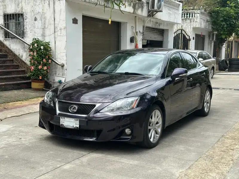 Lexus IS 2011 250 Sport Edition — миниатюра 1