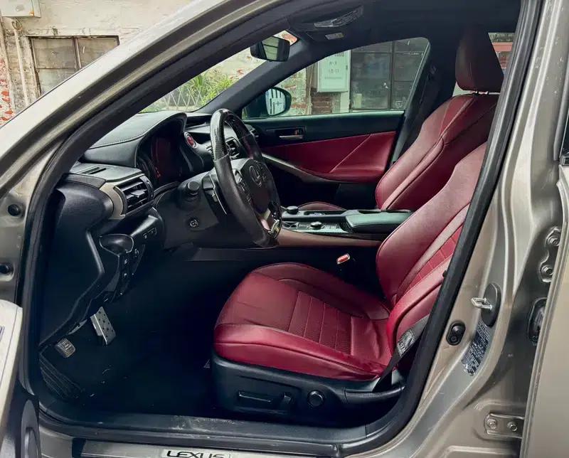 Lexus IS 2017 300 F SPORT Edition — миниатюра 17