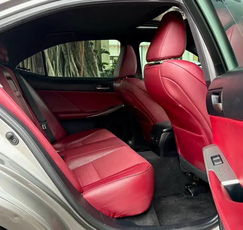 Lexus IS 2017 300 F SPORT Edition — миниатюра 20