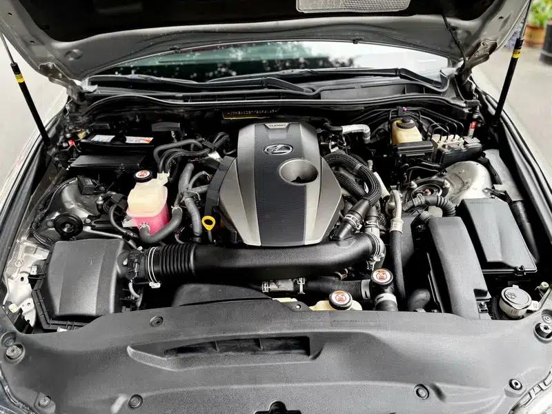 Lexus IS 2017 300 F SPORT Edition — миниатюра 7