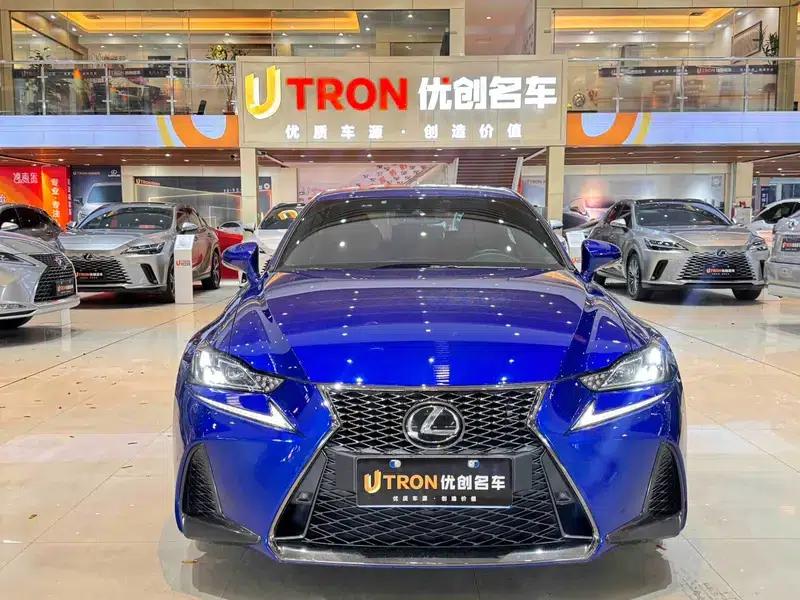 Lexus IS 2017 300 F SPORT Edition — миниатюра 2