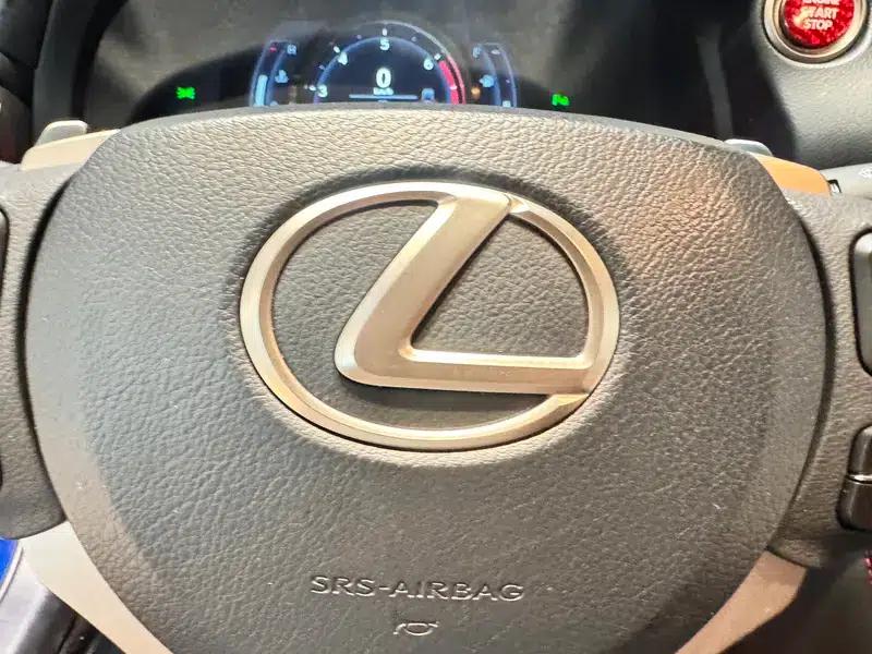 Lexus IS 2017 300 F SPORT Edition — миниатюра 11