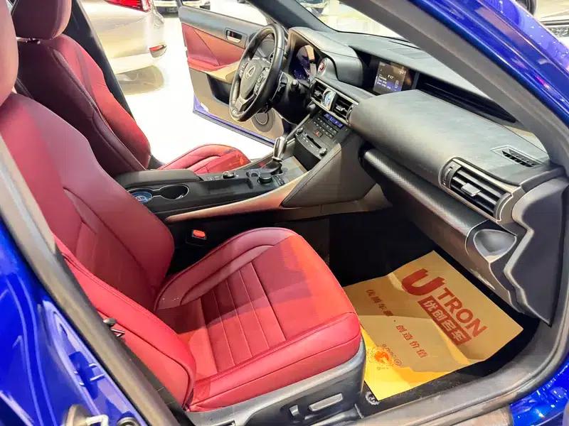Lexus IS 2017 300 F SPORT Edition — миниатюра 30
