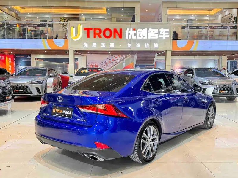 Lexus IS 2017 300 F SPORT Edition — миниатюра 5