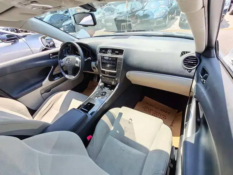 Lexus IS 2011 250 Sport Edition — миниатюра 8