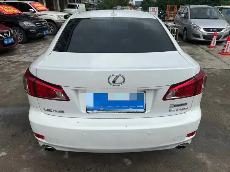 Lexus IS 2011 250 Sport Edition — миниатюра 3