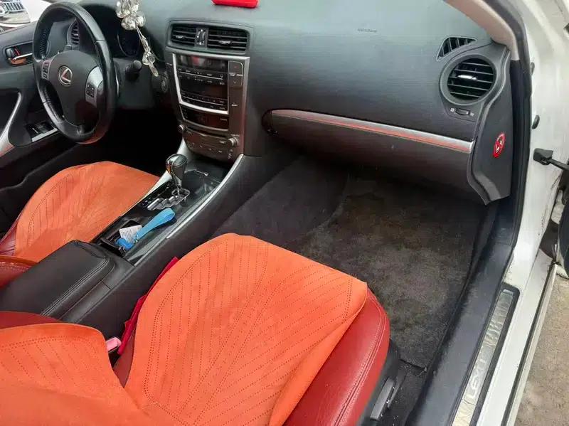 Lexus IS 2011 250 Sport Edition — миниатюра 4