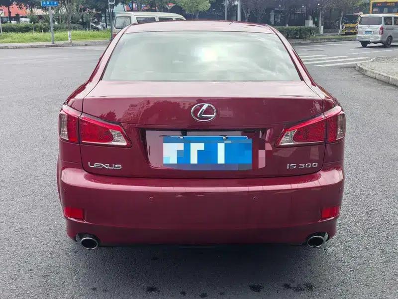 Lexus IS 2011 250 Sport Edition — миниатюра 3