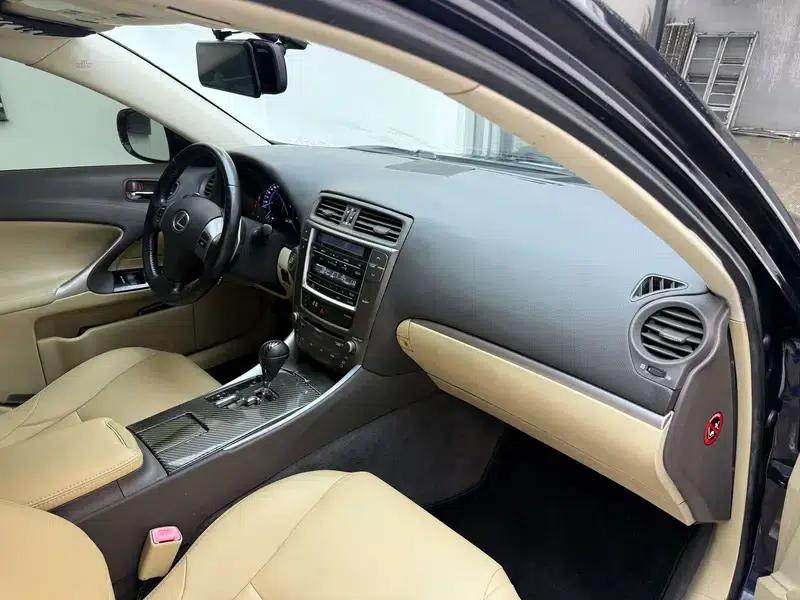 Lexus IS 2011 250 Sport Edition — миниатюра 11