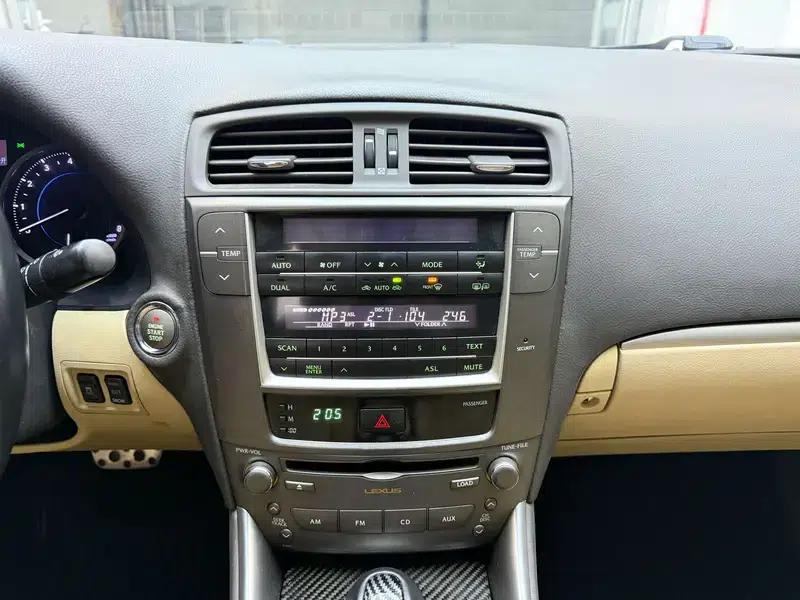 Lexus IS 2011 250 Sport Edition — миниатюра 12
