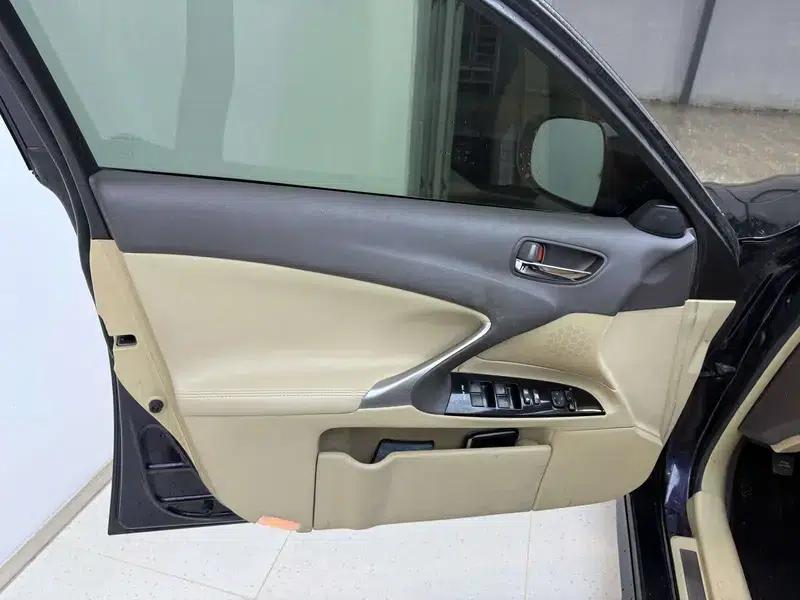Lexus IS 2011 250 Sport Edition — миниатюра 20