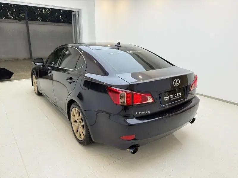 Lexus IS 2011 250 Sport Edition — миниатюра 4