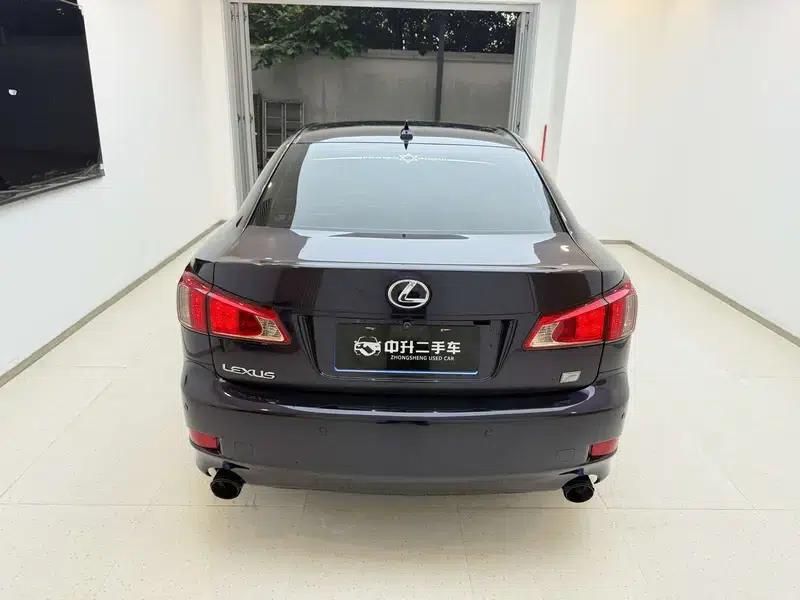 Lexus IS 2011 250 Sport Edition — миниатюра 5