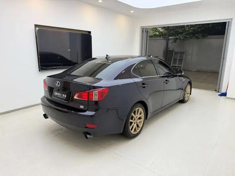 Lexus IS 2011 250 Sport Edition — миниатюра 6