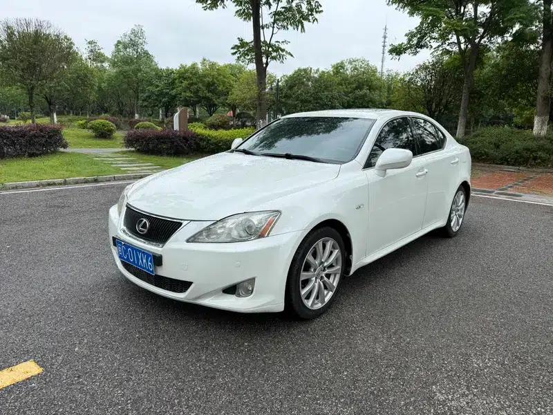Lexus IS 2006 300 — миниатюра 1