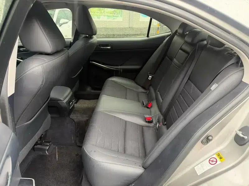 Lexus IS 2013 250 Leading Edition — миниатюра 9
